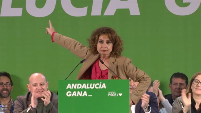 La secretaria general del PSOE de Andalucía, María Jesús Montero, durante el mitin celebrado en Almería.