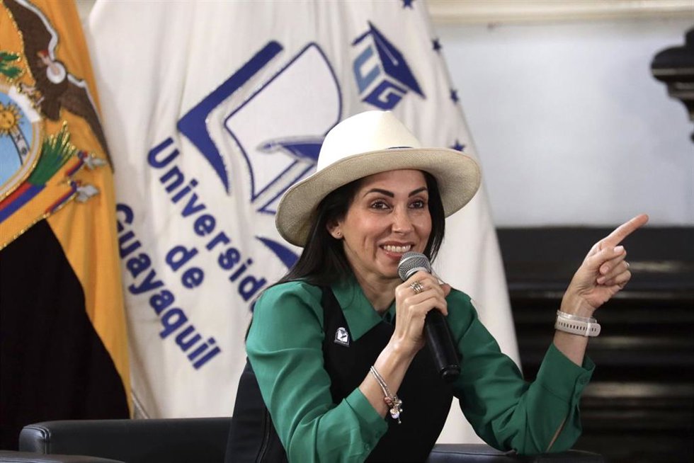 Archivo - La candidata presidencial ecuatoriana, Luisa Gonzalez, en un acto en Guayaquil