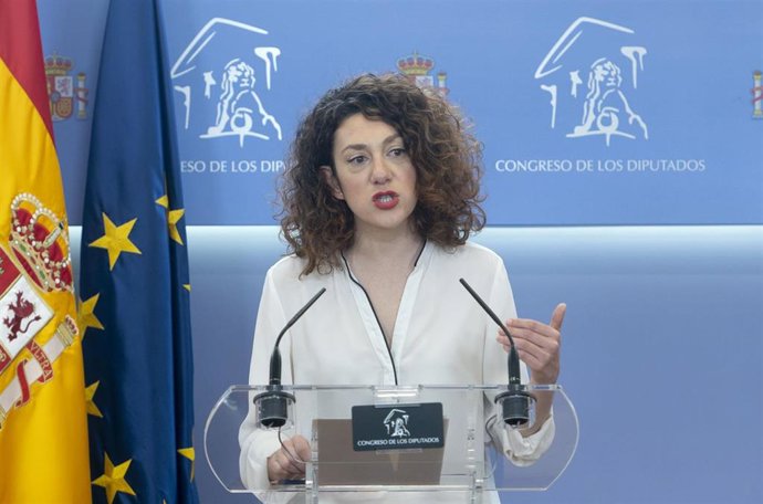 La diputada de Sumar, Aina Vidal, durante una rueda de prensa en el Congreso de los Diputados, a 28 de enero de 2025, en Madrid (España).