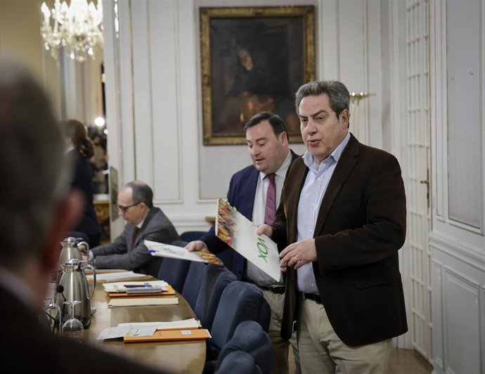 El síndic de Vox en Les Corts, José Mª Llanos, en la junta de síndics este martes
