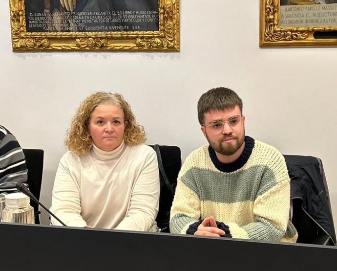 Los regidores del PSIB en Felanitx María Gracia González y Marc Bonet.