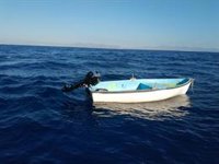 Seis años de cárcel para tres pilotos de una patera hallada en Almería que pasó cinco días en el mar, dos a la deriva