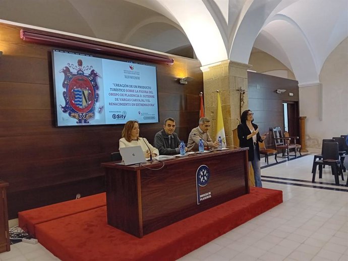 Taller celebrado en Plasencia para impulsar la creación de un producto turístico sobre la figura del obispo Vargas Carvajal
