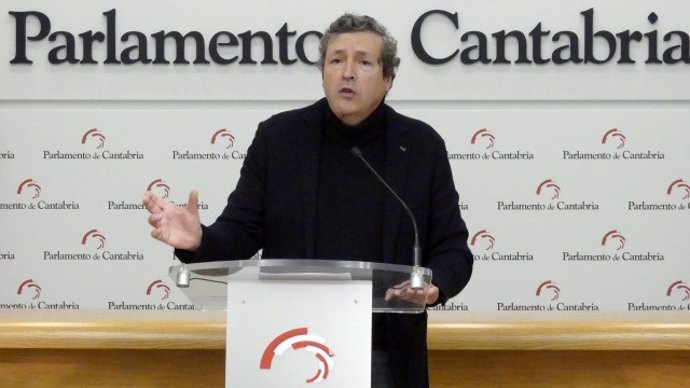 El diputado del PP de Cantabria y senador autonómico, Iñigo Fernández