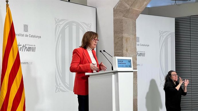 La consellera de Territorio, Vivienda y Transición Ecológica y portavoz de la Generalitat, Sílvia Paneque, en rueda de prensa tras el Consell Executiu de este martes.