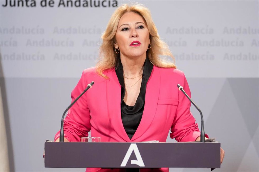 La consejera de Economía y portavoz del Gobierno andaluza, Carolina España, este martes en la rueda de prensa posterior al Consejo de Gobierno.