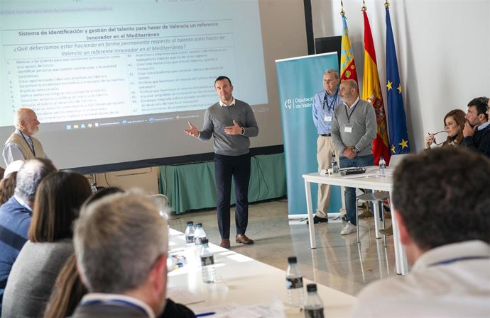 El presidente de la Diputación de Valencia, Vicent Mompó, participa en el programa 'Sistema de identificación y gestión de talento para hacer de Valencia un referente innovador en el Mediterráneo' de la corporación provincial.