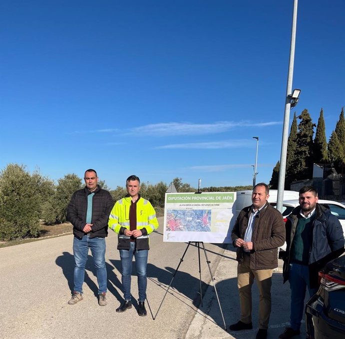 Presentación del proyecto en la JA-4104.