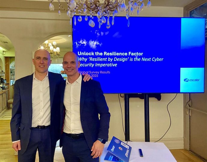 De izq a dcha: el responsable para España y Portugal de Zscaler, Pablo Vera, y el arquitecto de Transformación en la región del sur de Europa de Zscaler, Marcos Jimena.