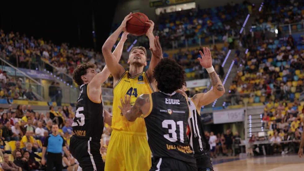 Partido de baloncesto