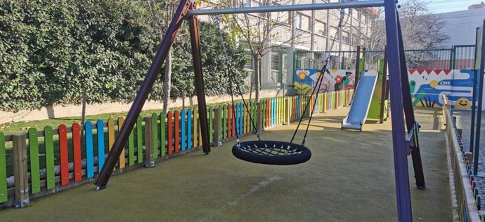 Nueva zona infantil en Tenerías.