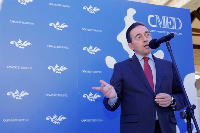 El ministro de Asuntos Exteriores, Unión Europea y Cooperación, José Manuel Albares, asiste a la constitución del Alto Patronato de Casa Mediterráneo, en la Casa Mediterráneo, a 11 de febrero de 2025, en Alicante, Comunidad Valenciana (España).