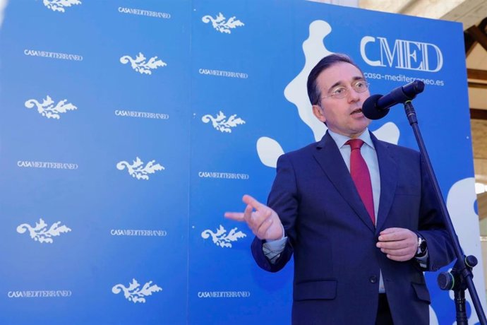 El ministro de Asuntos Exteriores, José Manuel Albares, en Casa Mediterráneo