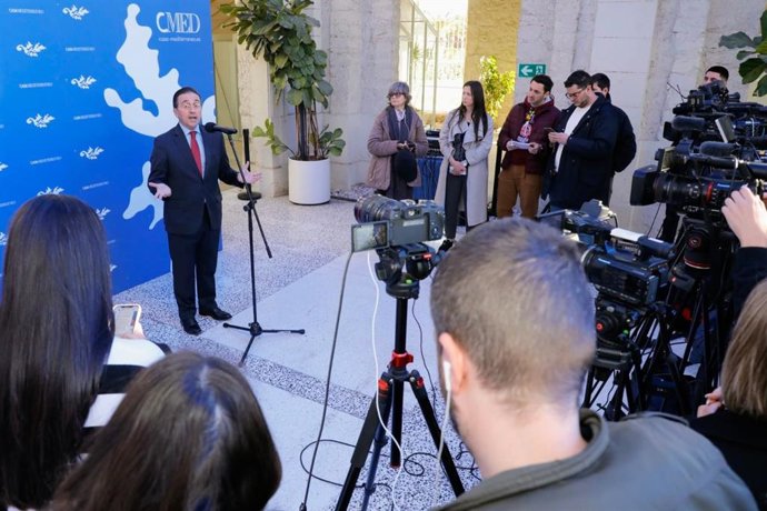 El ministro de Asuntos Exteriores, José Manuel albares, en Casa Mediterráneo