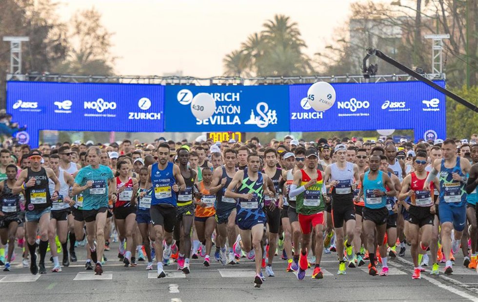 Archivo - Imagen de una edición del Zurich Maratón de Sevilla. 
