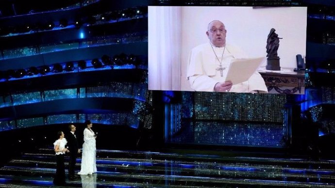 El Papa, en un vídeo emitido durante el Festival de San Remo