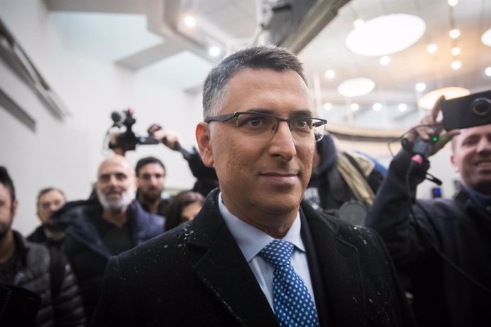 Archivo - TEL AVIV, Dec. 26, 2019  Senior Likud member Gideon Saar arrives at a voting station to cast his vote in the Likud party primaries for the Likud leadership, in Tel Aviv, Israel, on Dec. 26, 2019. Voting in the Israeli governing Likud party's pri