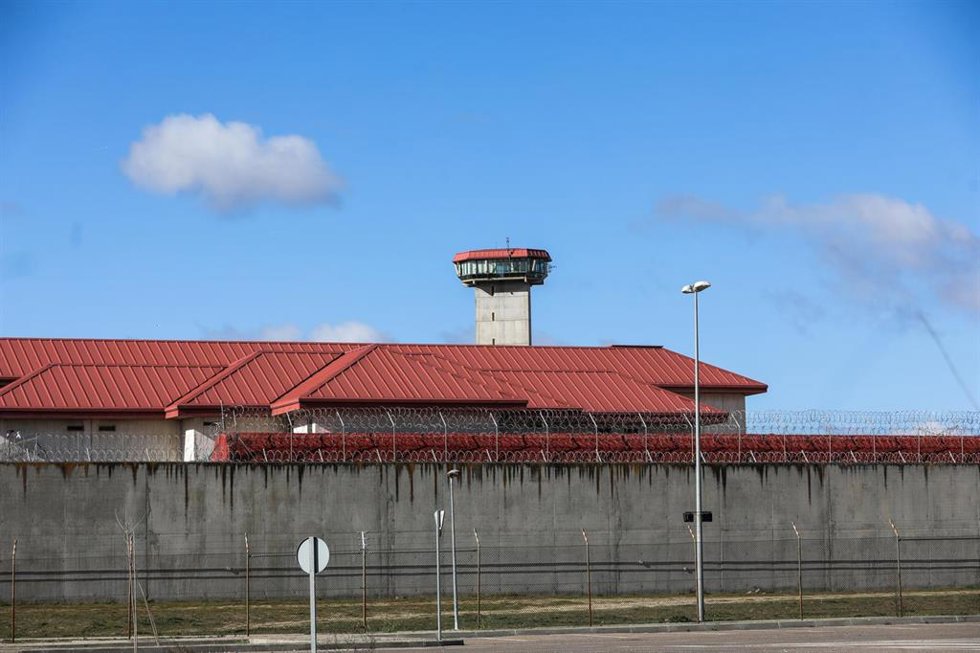 Archivo - Exterior del centro penitenciario de Valdemoro-Madrid III