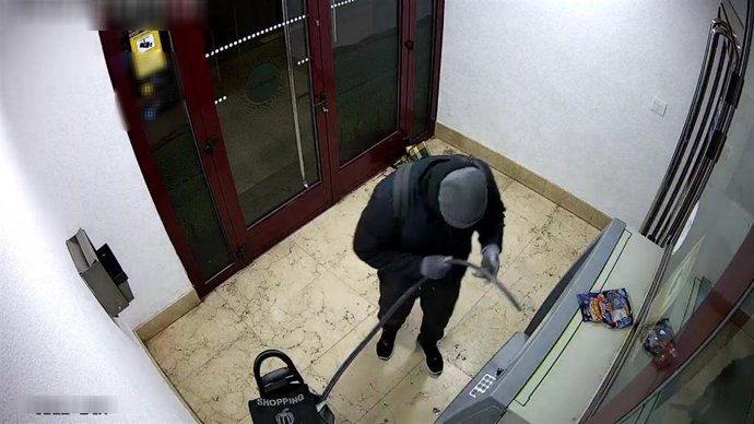 Uno de los detenidos en un intento de robo en una sucursal bancaria
