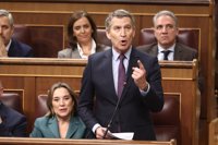 Feijóo ataca al Gobierno con la corrupción y el choque por el SMI y Sánchez le recuerda que Rajoy lo congeló