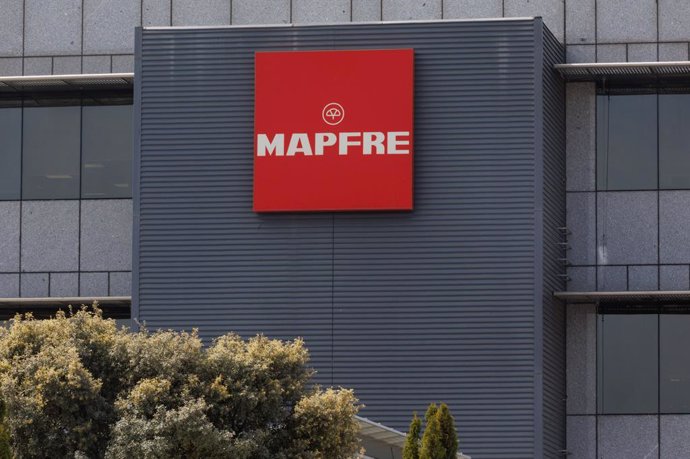 Archivo - Fachada de la sede de Mapfre, a 10 de abril de 2023, en Madrid (España). Mapfre es una empresa multinacional española dedicada al sector del seguro y reaseguro, con presencia en 40 países. La matriz del grupo es la sociedad holding Mapfre España