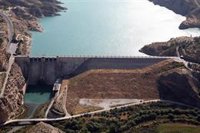 La plataforma por el río Castril (Granada) apuesta por declarar "en riesgo de sobreexplotación" el acuífero