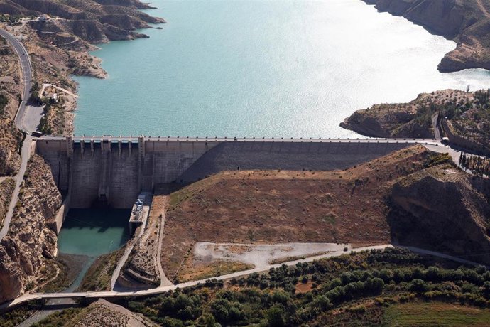 Archivo - Embalse de Negratín, en imagen de archivo