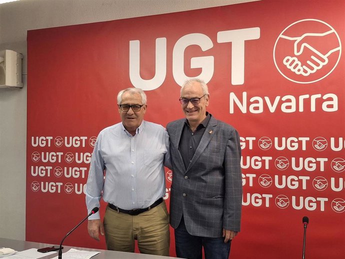Jesús Santos, secretario general de UGT Navarra, junto a Lorenzo Ríos, quien optará a relevarle en el cargo en el 13º Congreso del sindicato.