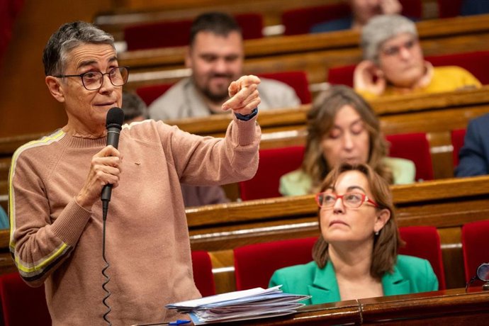 La consellera de Salut de la Generalitat, Olga Pané, interviene en la sesión de control al Govern en el Parlament