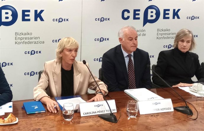 Carolina Pérez Toledo, Francisco Javier Azpiazu y Begoña San Miguel, de Cebek