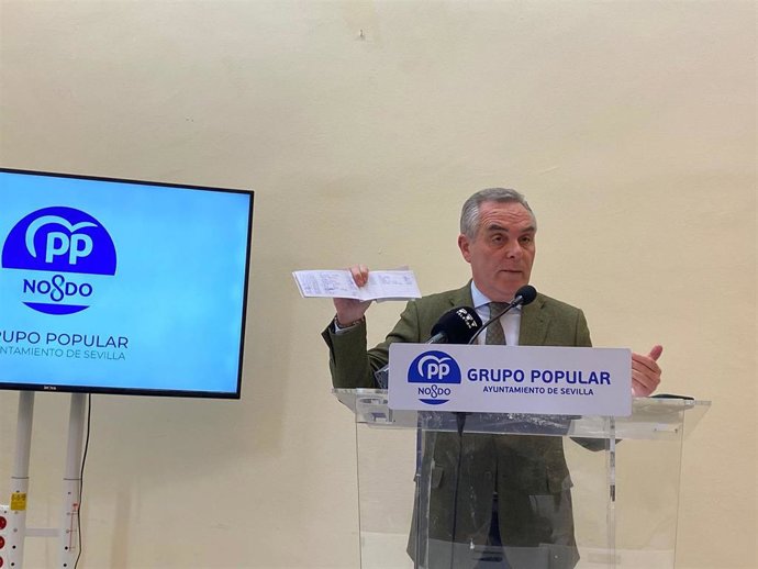 El teniente de alcalde del Ayuntamiento de Sevilla y delegado de Hacienda, Juan Bueno.