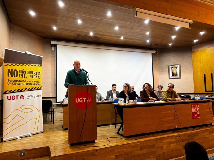 El alcalde de León este miércoles en el Congreso Ordinario de la Federación de Servicios, Movilidad y Consumo de UGT León.A
