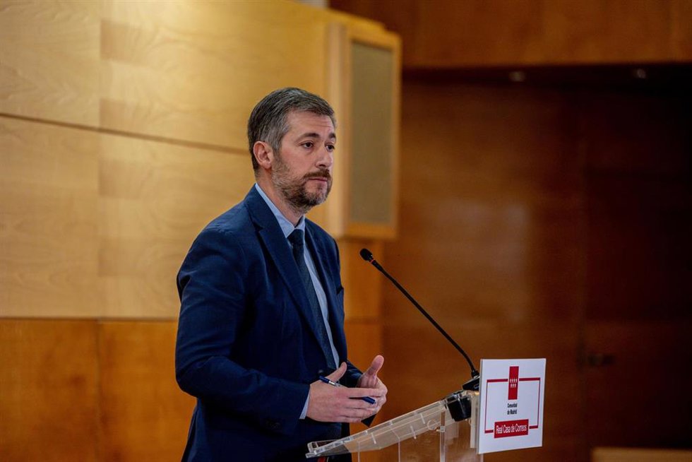 El consejero de Presidencia de la Comunidad de Madrid, Miguel Ángel García Martín, ofrece una rueda de prensa tras la ronda de reuniones de la presidenta de la Comunidad de Madrid