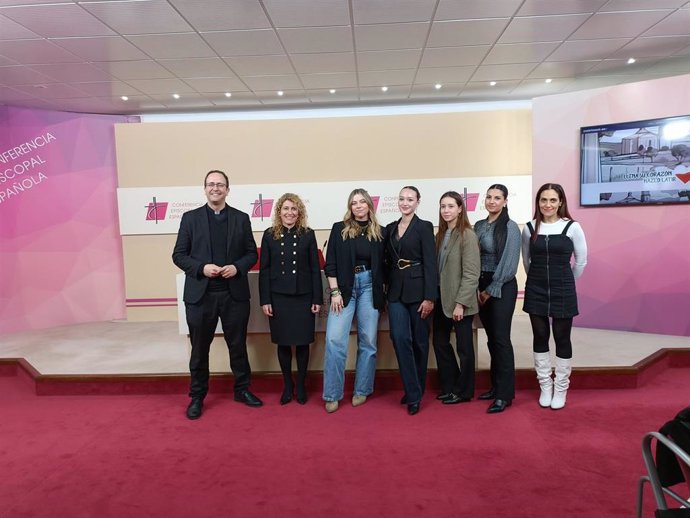 Presentación de la campaña de la CEE 'Matrimonio es más'.