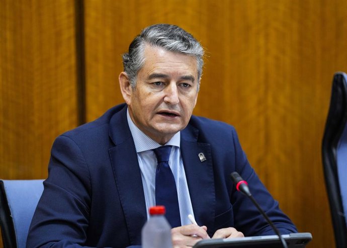 Archivo - El consejero de Presidencia, Interior, Diálogo Social y Simplificación Administrativa, Antonio Sanz (Fotografía de archivo)