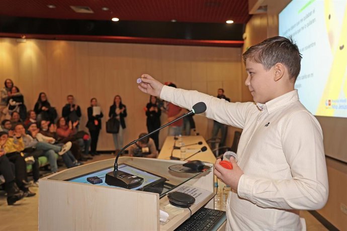 Uno de los ponentes en el primer curso de oncología impartido por pacientes dirigido a profesionales sanitarios