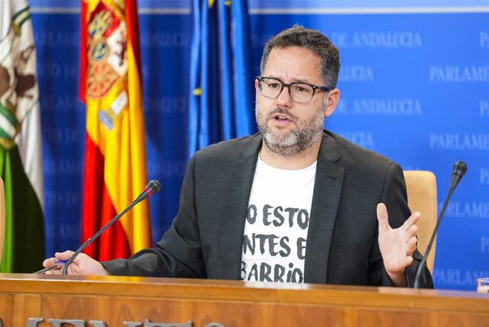 El portavoz de Adelante Andalucía, José Ignacio García, este miércoles en rueda de prensa, 