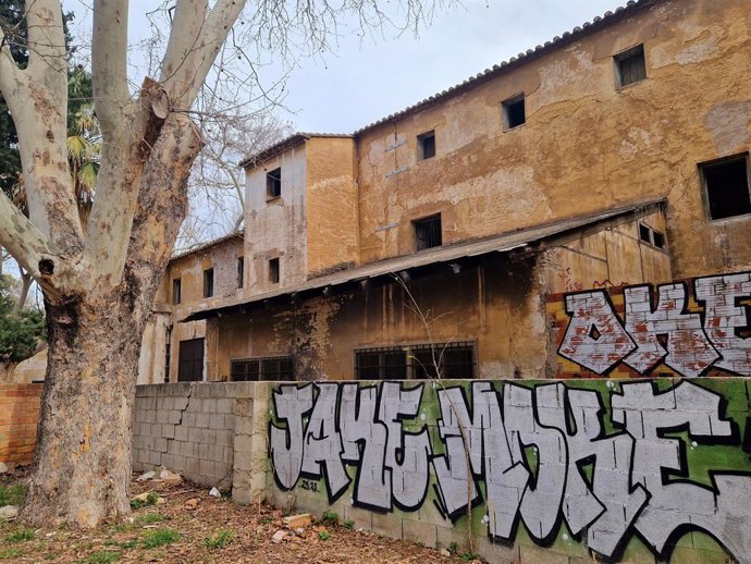 Fachada de la Alquería Beato Gaspar Bono de València