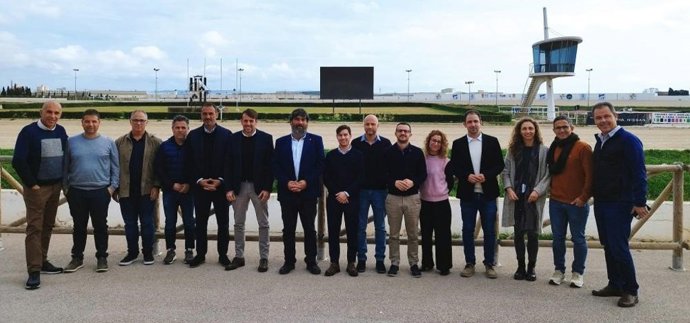 Reunión entre representantes de los consells insulares de Baleares.