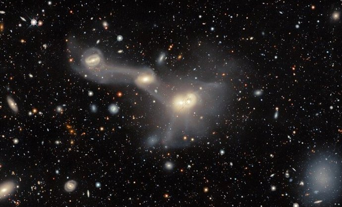 O novo algoritmo é inspirado nas interações gravitacionais quando as galáxias se fundem.