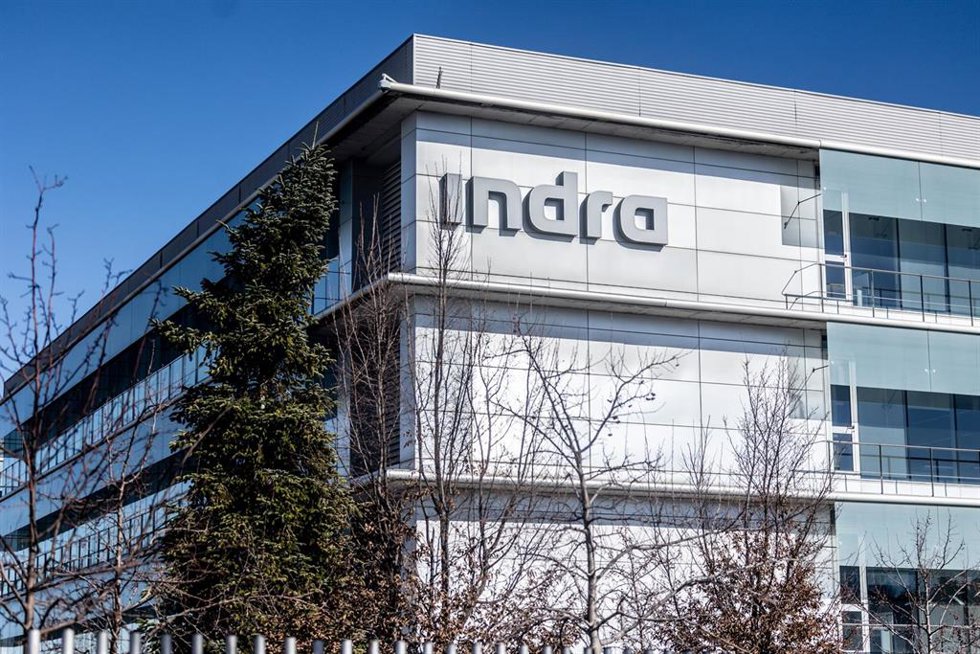 Fachada de la sede de Indra, a 5 de febrero de 2025, en Madrid (España). 