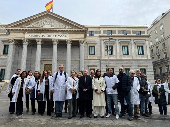 Imagen de la concentración el pasado lunes frente al Congreso de los Diputados.