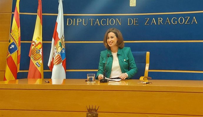 Archivo - La vicepresidenta de la DPZ, Teresa Ladrero.