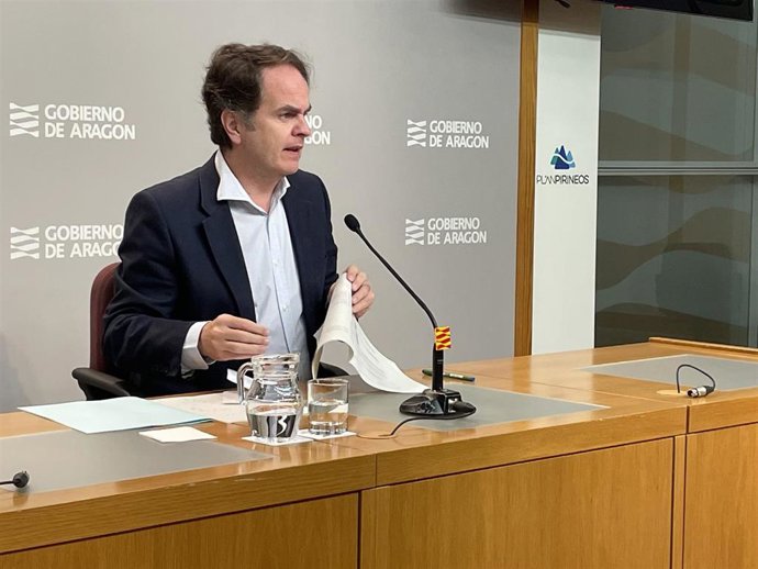 El Gobierno de Aragón atribuye el aumento del déficit en 2023 a la carrera profesional sanitaria acumulada desde 2018