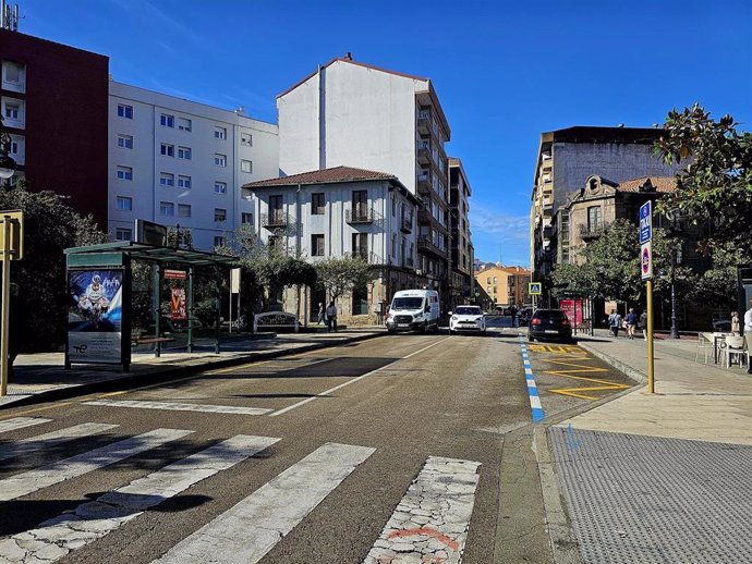 Archivo - Tramo de la calle Julian Ceballos 