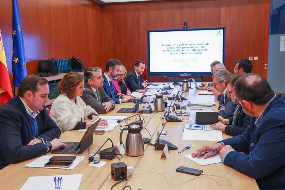 La Junta de Andalucía y el Ministerio para la Transición Ecológica y el Reto Demográfico constituyen el 'Foro de Diálogo sobre Doñana'.
