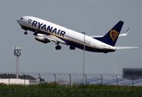 Andalucía sancionará a Ryanair por el recargo del equipaje de mano tras las denuncias de Facua Sevilla
