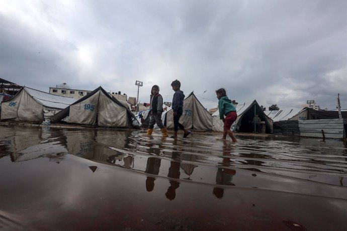 February 12, 2025, Gaza City, Gaza Strip, Palestinian Territory: Displaced Palestinians take shelter in tents set up at the Yarmouk stadium in Gaza City on February 12, 2025, during a truce in the war between Israel and Hamas. Aid workers say hundreds of 