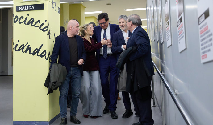 (I-D) El secretario general de CCOO, Unai Sordo; la vicepresidenta segunda y ministra de Trabajo y Economía Social, Yolanda Díaz; el ministro para la Transformación Digital y de la Función Pública, Óscar López y el ministro del Interior, Fernando 