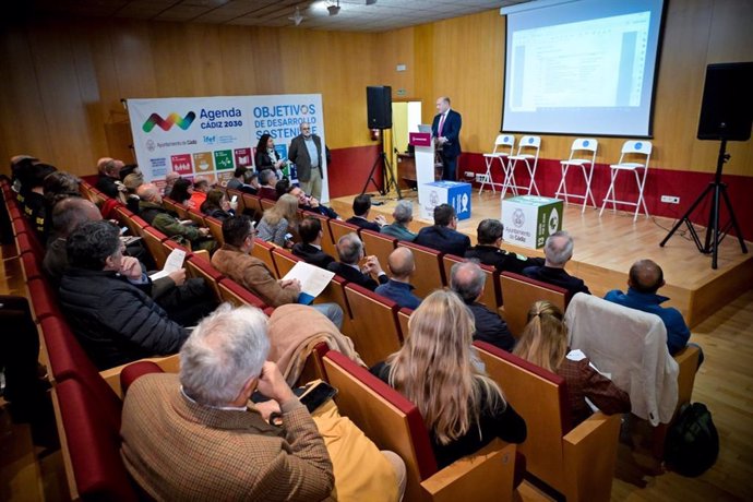 Reunión en Cádiz sobre 'Tsunami Ready'.